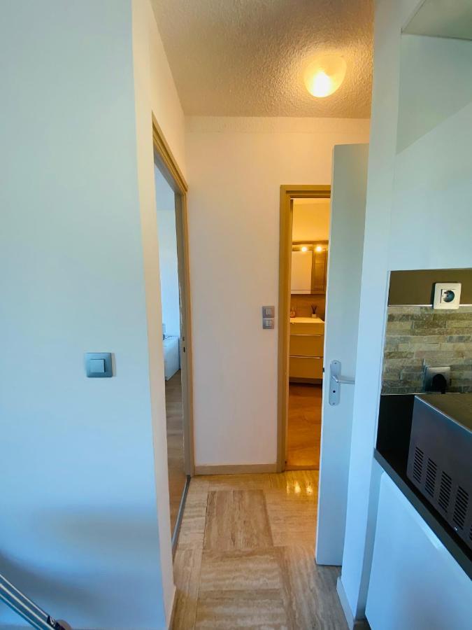 Appartement Cote D'Azur Plage - Piscine - Tennis Вільнев-Лубе Екстер'єр фото