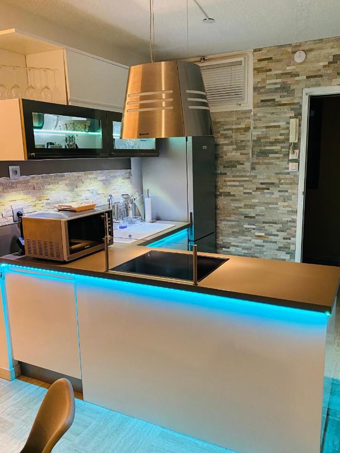 Appartement Cote D'Azur Plage - Piscine - Tennis Вільнев-Лубе Екстер'єр фото